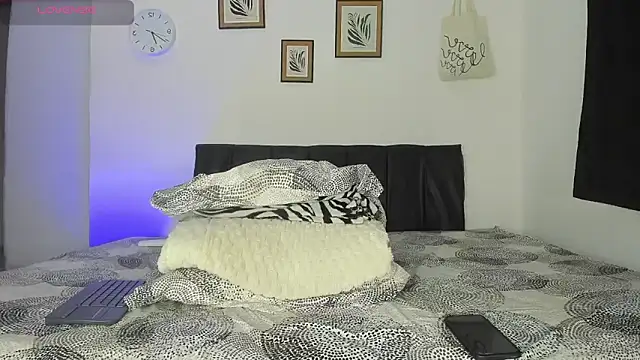 Alex BigDickkk online show from December 2025 07:43:01 PM