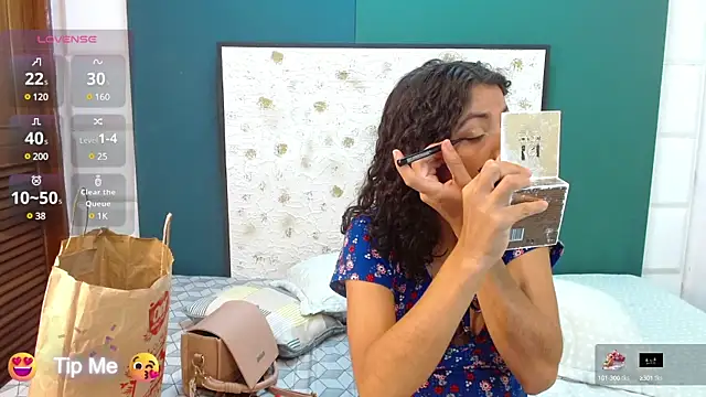 Snapshot of InkedSabrina chatting on February 2025 09:24:01 AM InkedSabrina online show from February 2025 09:24:01 AM