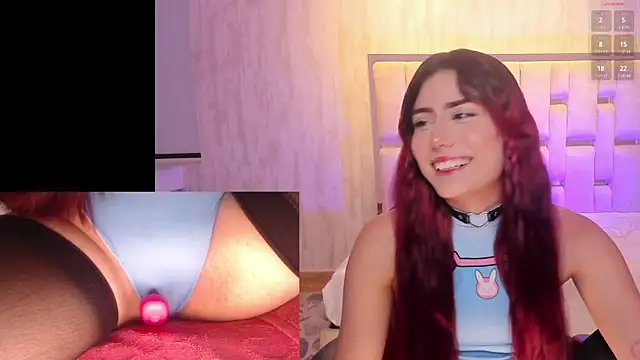 Snapshot of LiaGames chatting on October 2025 10:30:02 PM LiaGames online show from October 2025 10:30:02 PM