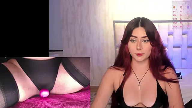 Snapshot of LiaGames chatting on October 2025 11:23:01 PM LiaGames online show from October 2025 11:23:01 PM