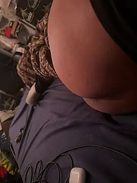 Snapshot of celiniko chatting on March 2026 01:00:02 AM celiniko online show from March 2026 01:00:02 AM