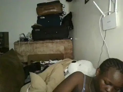 Snapshot of Sonnia_ chatting on February 2025 06:19:01 PM Sonnia online show from February 2025 06:19:01 PM