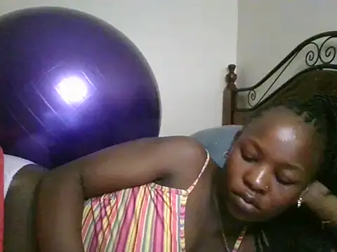 Snapshot of Sonnia_ chatting on February 2025 08:42:01 AM Sonnia online show from February 2025 08:42:01 AM