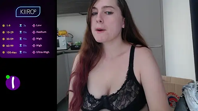 Snapshot of Dominahot4you chatting on October 2025 07:39:02 AM Dominahot4you online show from October 2025 07:39:02 AM