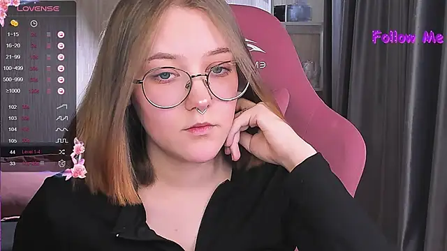 bunny bubble online show from December 2024 09:39:01 PM