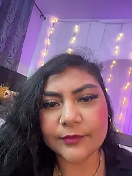 Juli Walker online show from March 2026 02:41:02 AM