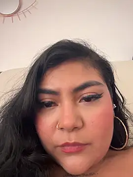 Juli Walker online show from July 2026 06:43:02 PM
