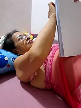 Hotestlove online show from September 2025 02:22:01 PM