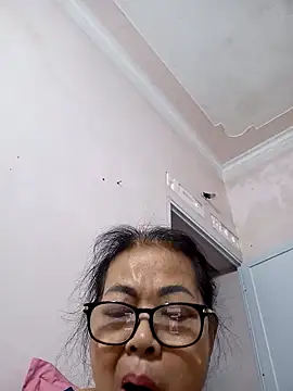 Hotestlove online show from February 2026 12:53:01 AM