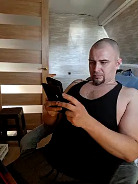 Foxyshaved online show from March 2026 01:14:01 PM