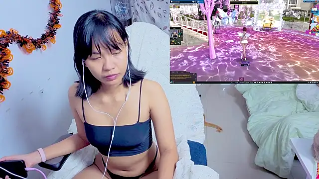 Snapshot of Kana_G chatting on October 2025 06:24:01 PM Kana G online show from October 2025 06:24:01 PM