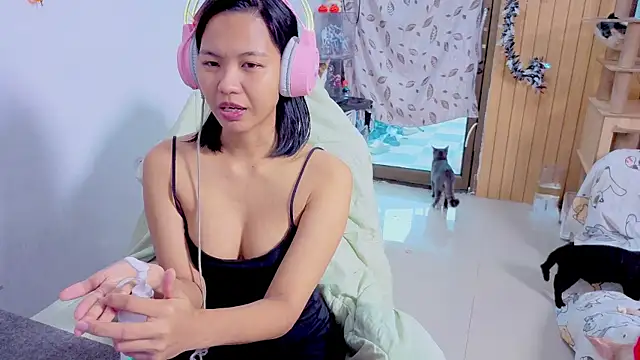 Snapshot of Kana_G chatting on October 2025 04:03:02 AM Kana G online show from October 2025 04:03:02 AM