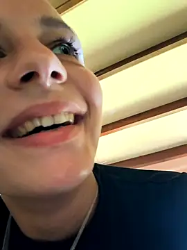 emma4xxx online show from February 2025 07:58:02 PM