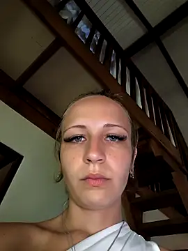 emma4xxx online show from February 2026 08:14:02 PM