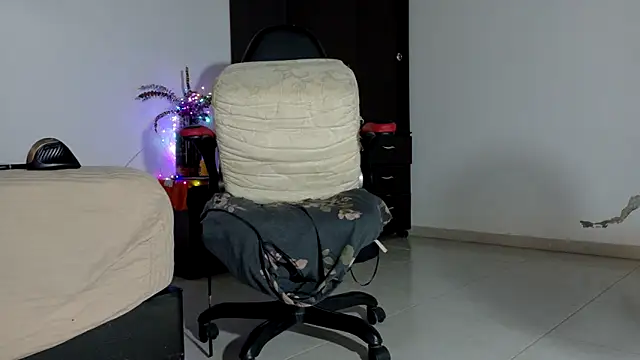 fantasty nylon online show from March 2026 09:56:02 PM