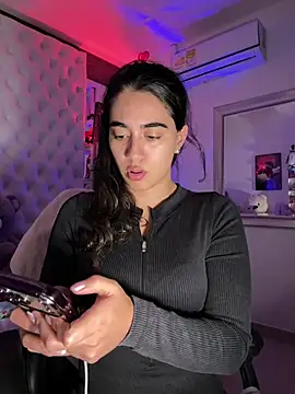 ZarahEvans online show from March 2026 09:43:01 PM