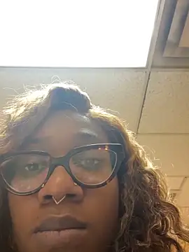 VixenCapri online show from November 2025 03:34:01 PM