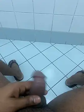 Snapshot of SLhotman chatting on March 2025 04:00:02 PM SLhotman online show from March 2025 04:00:02 PM