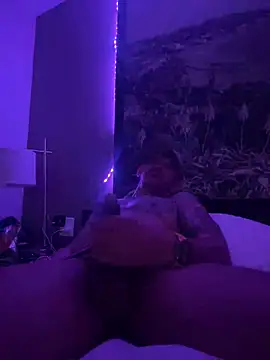 Snapshot of RoodoggXL chatting on January 2025 12:35:01 PM RoodoggXL online show from January 2025 12:35:01 PM