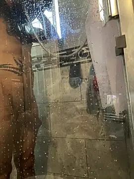 Snapshot of RoodoggXL chatting on March 2025 11:11:01 PM RoodoggXL online show from March 2025 11:11:01 PM