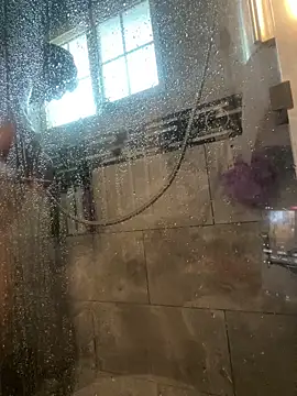 RoodoggXL online show from March 2026 12:51:01 AM