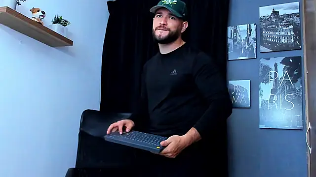 AndrewDiaz online show from October 2025 11:34:01 PM