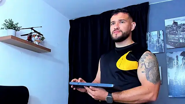 AndrewDiaz online show from November 2025 05:51:02 AM