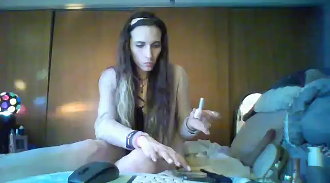 Snapshot of SmokeShow686 chatting on December 2024 09:44:01 AM SmokeShow686 online show from December 2024 09:44:01 AM