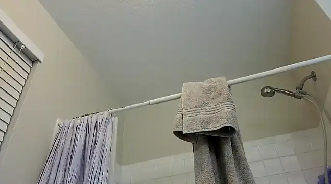 Snapshot of SmokeShow686 chatting on March 2025 04:57:02 AM SmokeShow686 online show from March 2025 04:57:02 AM