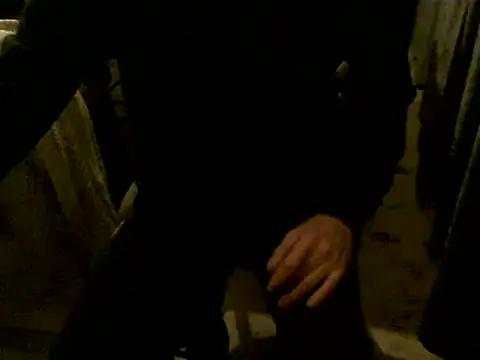 Snapshot of hornyman18cm39 chatting on December 2024 04:25:01 PM hornyman18cm39 online show from December 2024 04:25:01 PM