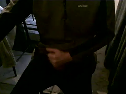 Snapshot of hornyman18cm39 chatting on January 2025 09:17:01 AM hornyman18cm39 online show from January 2025 09:17:01 AM