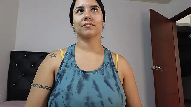 tatiana big ass boobs online show from December 2025 04:03:01 PM