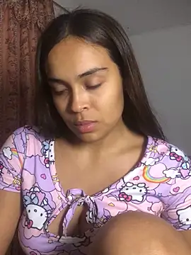 JuanaSimons online show from November 2025 02:43:02 AM