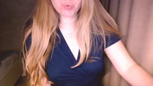 Snapshot of fiona_cute_2 chatting on November 2025 07:35:02 PM fiona cute 2 online show from November 2025 07:35:02 PM