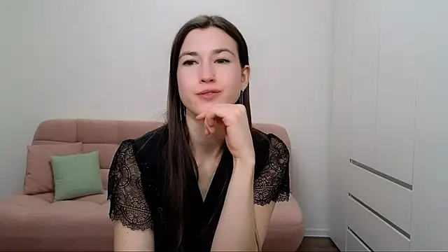AliciaNewell online show from February 2025 12:48:01 PM