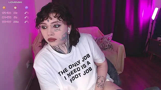 tradishka online show from March 2026 08:19:02 PM