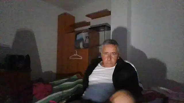 parejamlga58 online show from December 2025 09:41:02 PM