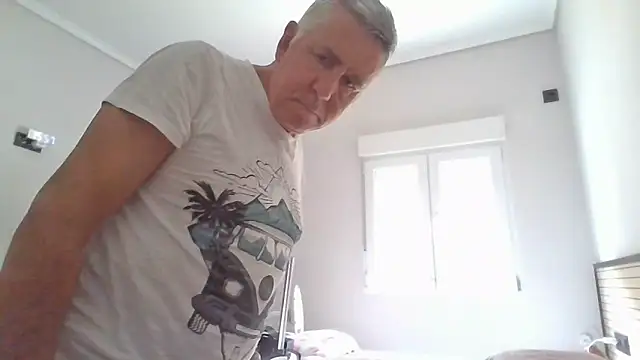 parejamlga58 online show from April 2026 01:59:01 PM