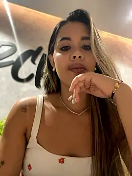 Emilia Bakerr online show from December 2024 06:43:01 PM