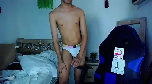 huge armound online show from January 2025 04:38:01 PM