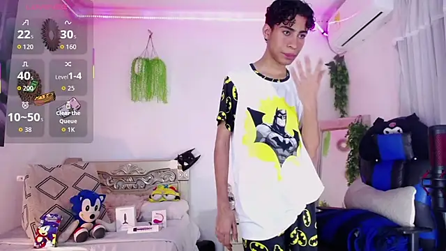 huge armound online show from April 2026 05:56:01 AM