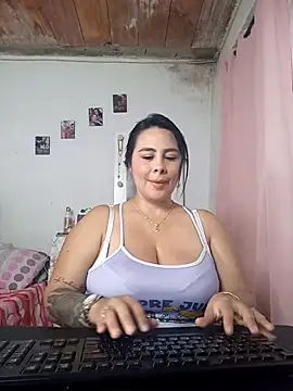 mariana mari online show from March 2025 03:20:02 PM