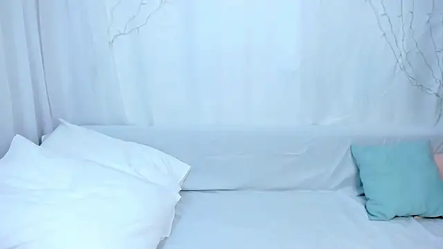 Lily Daviss online show from March 2026 03:01:02 AM