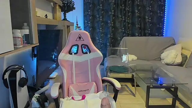 KaylaLaine online show from December 2024 12:09:02 AM