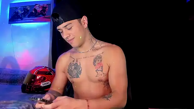 Dominic Biker   online show from December 2024 06:41:01 AM