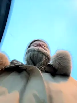 Snapshot of LikaCat chatting on November 2025 01:50:01 AM LikaCat online show from November 2025 01:50:01 AM