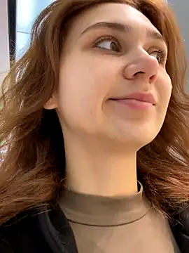 QuitieLia online show from October 2025 08:15:02 AM