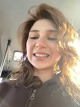 QuitieLia online show from March 2026 01:05:01 PM