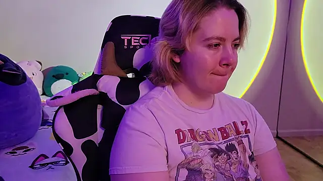 InternetFairy XO online show from January 2025 11:22:01 AM