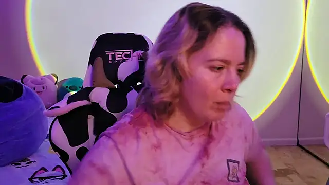 InternetFairy XO online show from February 2025 12:14:02 PM